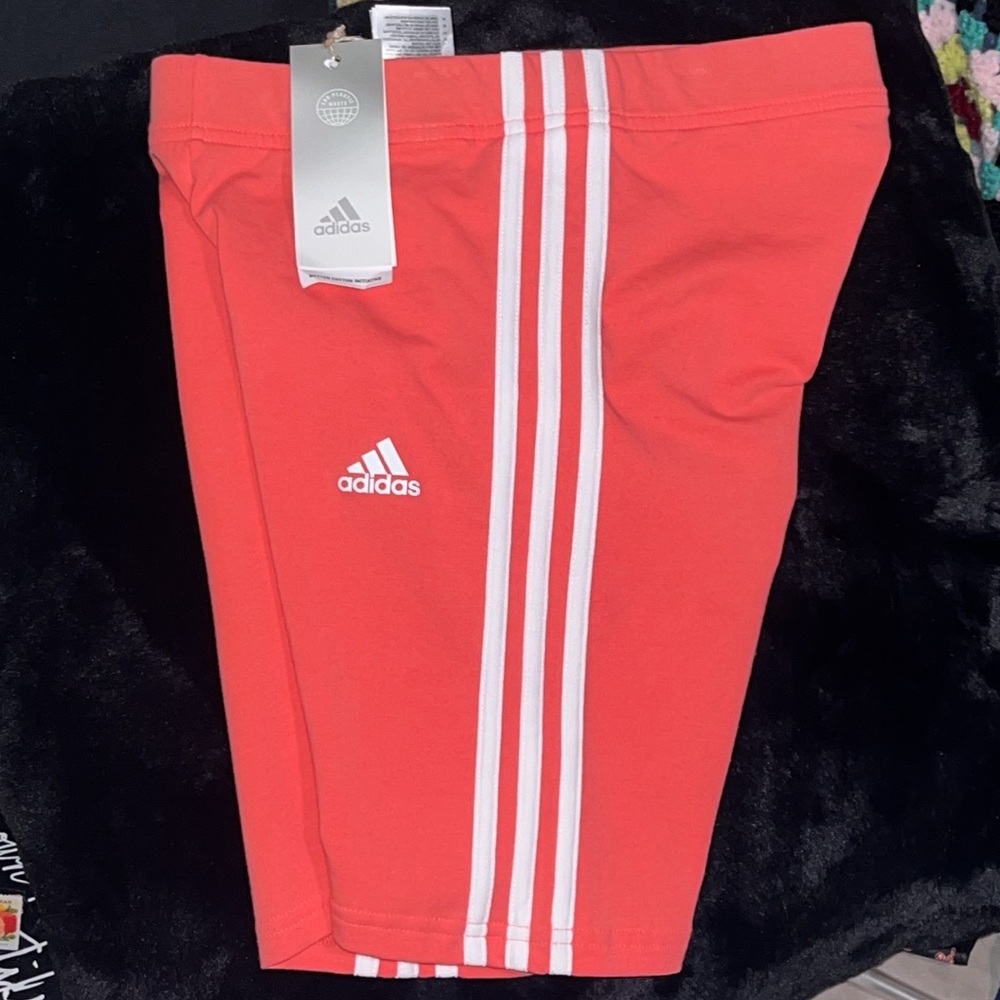 NWT Adidas Originals Shorts SZ-SM